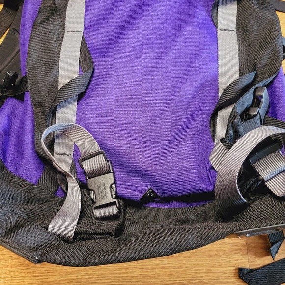 Kelty Women\'s Cornice Hiking Camping Backpack Size Medium Purple/Black main image 5